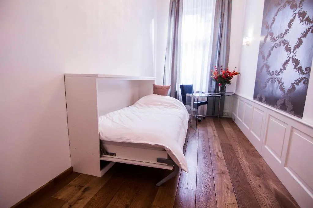 דירה דיסלדורף Helvetia Suites גרמניה